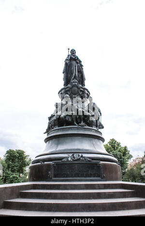 Saint-pétersbourg, Russie - le 12 août 2016 : statues et monuments historiques de Saint-Pétersbourg. L'architecture de la ville de Saint-Pétersbourg. Sculptures dans le style Banque D'Images