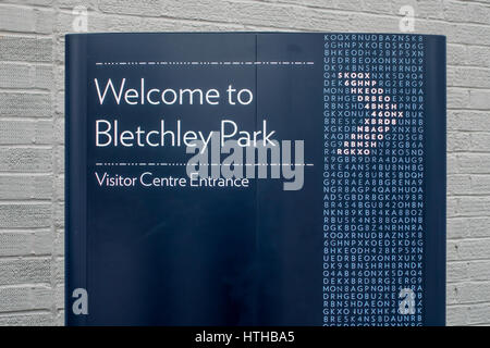 Bienvenue à Bletchley Park Code de la Deuxième Guerre mondiale Centre de rupture Buckinghamshire UK Banque D'Images