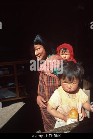Dans Wangidophrang village famille bhoutanais, Bhoutan, Himalaya Banque D'Images
