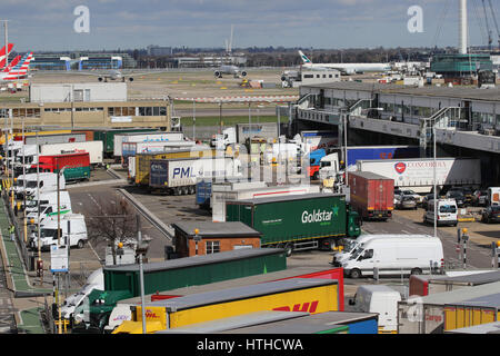 HEATHROW TERMINAL DE FRET Banque D'Images