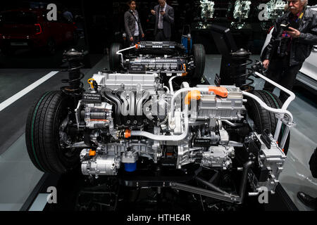 Kia Niro groupe motopropulseur hybride plug-in d'affichage à 87e Salon International de l'Automobile à Genève Suisse 2017 Banque D'Images