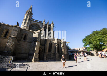 La basilique des Saints Nazaire et Celse l'intérieur de la forteresse médiévale de Carcassonne, dans le sud de la France. Banque D'Images