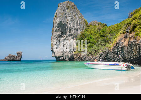 Les îles Phi Phi est une destination de voyage populaires Phuket en Thaïlande Banque D'Images