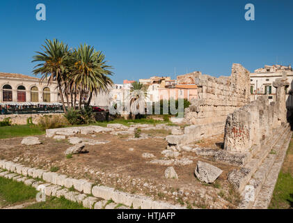 Les vestiges de l'ancien ancien temple Tempio di Apollo - Syracuse, Sicile, Italie Banque D'Images