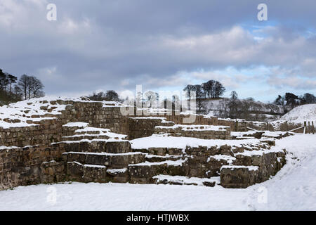 Mur d'Hadrien : partie de la demeure de Willowford pont romain, près de Gilsland, Cumbria, Angleterre Banque D'Images