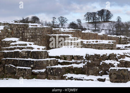 Mur d'Hadrien : partie de la demeure de Willowford pont romain, près de Gilsland, Cumbria, Angleterre Banque D'Images