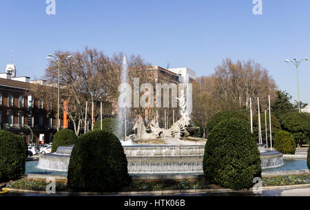 Fontaine de Neptune dans le Paseo del prado, Madrid, Espagne. Banque D'Images