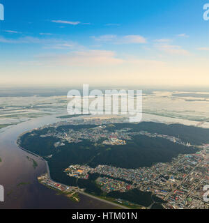 Ville de Khanty-Mansiysk, vue du dessus Banque D'Images