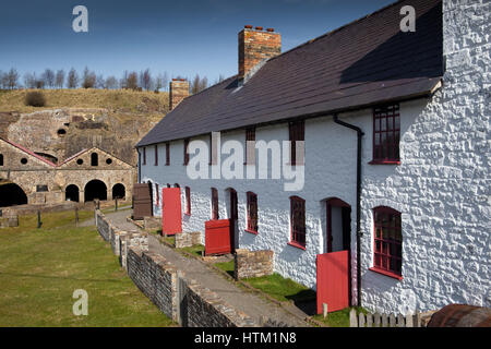 La place de la pile cottages à Blaenavon Ironworks, Samatan, un site du patrimoine mondial au Pays de Galles, Royaume-Uni Banque D'Images