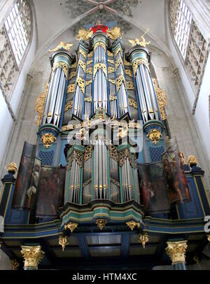 Orgue Flentrop monumentale dans l'église de Notre Dame (Onze-Lieve-Vrouwekerk), une ancienne cathédrale dans la ville de Breda, North Brabant, Pays-Bas Banque D'Images