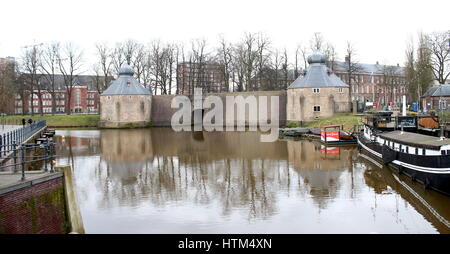 Spanjaardsgat (Espagnol's Gate), une monumentale porte d'eau du 16ème siècle dans la région de Breda, Pays-Bas Banque D'Images