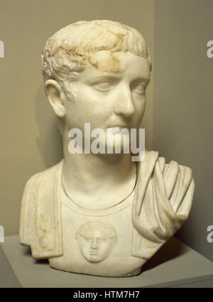 Tibère (42 BC-37). 2e empereur de l'Empire romain à partir de 14-37 AD. Juliio-Claudia dynastie. Buste. En. 1er siècle A.CD. Musée d'Ephèse. Selçuk. La Turquie. Banque D'Images