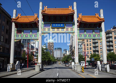 Millennium Gate, Chinatown, Vancouver, province de la Colombie-Britannique, Canada Banque D'Images