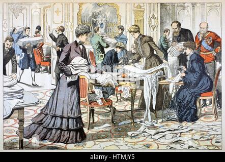 Guerre russo-japonaise 1904-1905 : atelier de bricolage dans le Palais d'hiver, St Petersburg, supervisé par la tsarine, produisant des pansements et des robes pour blessés russes. Remarque les machines à coudre. À partir de 'Le Petit Journal', Paris, 28 février 1904. Banque D'Images