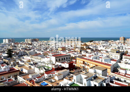 Blick vom Torre Tavira auf Cadiz Banque D'Images