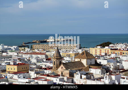 Blick vom Torre Tavira auf Cadiz Banque D'Images