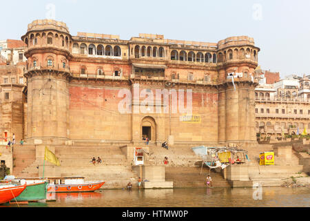 Bhonsale Ghat, Gange, Varanasi, Inde Banque D'Images