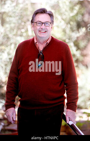 Sainte-hélène, CA, USA. Mar 9, 2017. Ancien commentateur sportif du réseau Tim Ryan à son domicile de Sainte-Hélène. Credit : Napa Valley Inscription/ZUMA/Alamy Fil Live News Banque D'Images