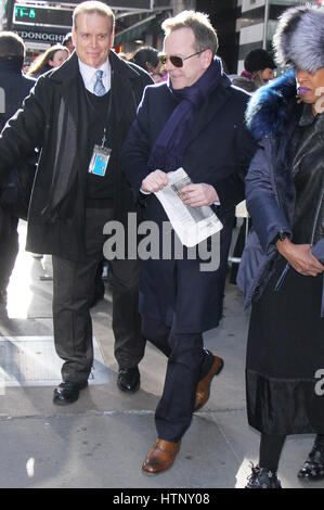 New York, USA 13 Mar 2017 Kiefer Sutherland vu à New York le 13 mars 2017 Banque D'Images