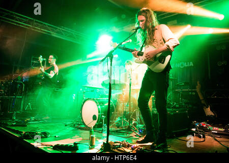 Milan, Italie. Mar 13, 2017. Le groupe de rock pop anglaise BANFI effectue sur scène à Circolo le show d'ouverture Magnolia Bear's Den Crédit : Rodolfo Sassano/Alamy Live News Banque D'Images