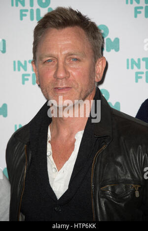 Londres, Royaume-Uni. 14Th Mar, 2017. Daniel Craig assiste à la cérémonie de remise de prix annuelle célébrant les jeunes réalisateurs dans le Royaume-Uni, tenue à l'Odeon Leicester Square, London Crédit : Alan D'Ouest/Alamy Live News Banque D'Images