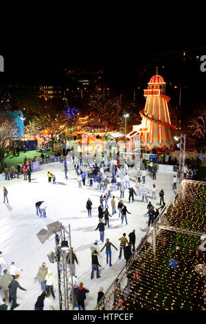 Patin à glace au Winter Wonderland, Cardiff Banque D'Images