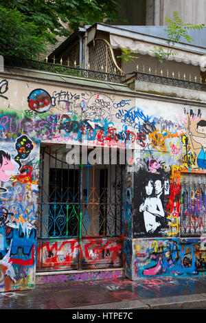 La maison de Serge Gainsbourg, 5 bis rue de Verneuil, 75006 Paris, France. La maison de Serge Gainsbourg. Banque D'Images