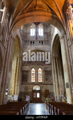 Pershore Abbey intérieur, la Nef, Pershore, Worcestershire England UK Banque D'Images