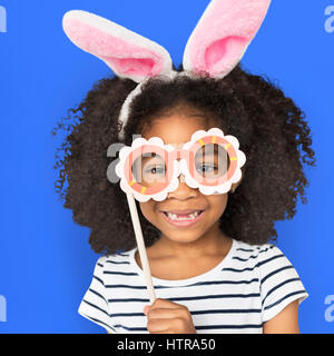 Origine africaine Petite fille Bunny Ears Concept Banque D'Images