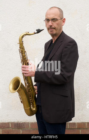 Ian Ellis, saxophoniste de jazz et blues Banque D'Images