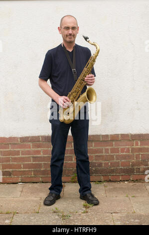 Ian Ellis, saxophoniste de jazz et blues Banque D'Images