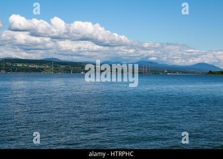 Une vue de la rive nord du fleuve Saint-Laurent à partir de l'extrémité ouest de l'Île d'Orléans Banque D'Images