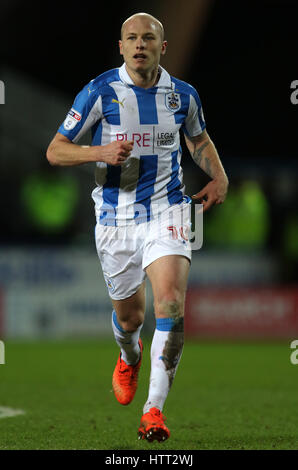 Huddersfield Town's Aaron Mooy Banque D'Images