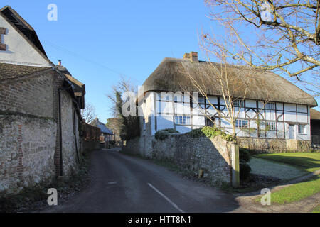 Dans le chaume West Sussex village de amberley Banque D'Images