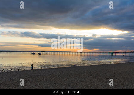 Beau coucher du soleil à Southend-on-Sea fin septembre 2014 Banque D'Images