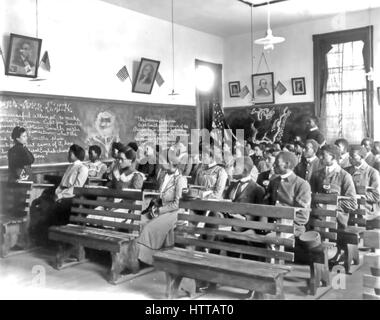 L'ÉCOLE NORMALE DE TUSKEGEE, Alabama. Une leçon d'histoire en cours sur 1900 Banque D'Images