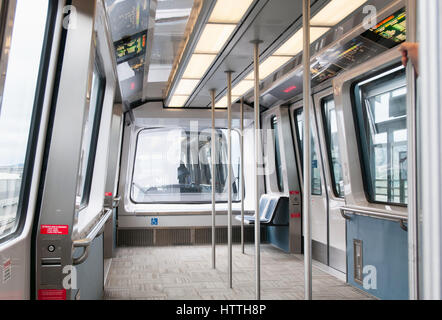 Voiture de tramway transport en commun rapide vide intérieur Banque D'Images