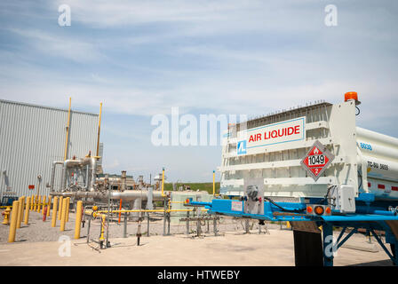 La zone de stockage de gaz industriel pour l'avenue Unwin Hearn dans Toronto Canada Banque D'Images