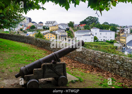 Vieux Cannon à l'Atalaya lookout à ribadeo, province de Lugo, Galice, Espagne, Europe Banque D'Images