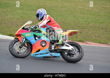 Pas de limites journée circuit moto Banque D'Images