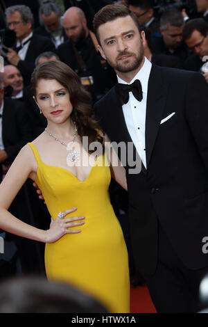 Anna Kendrick, et justin timberlake assiste à la Société 'cafe' premiere et la soirée d'ouverture du 69e gala annuel au cours du festival de cannes à la Banque D'Images