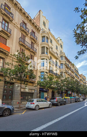 Carrer Gran de Gràcia, 54, Barcelone, Catalogne Banque D'Images