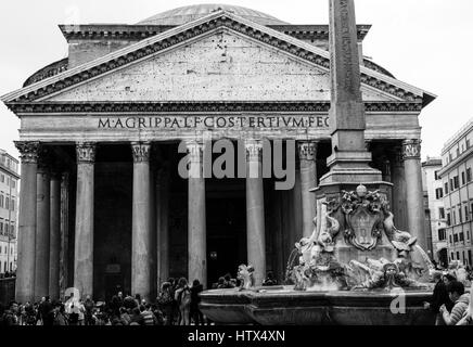 Le panthéon (118-128 AD) à Rome, Italie. Banque D'Images