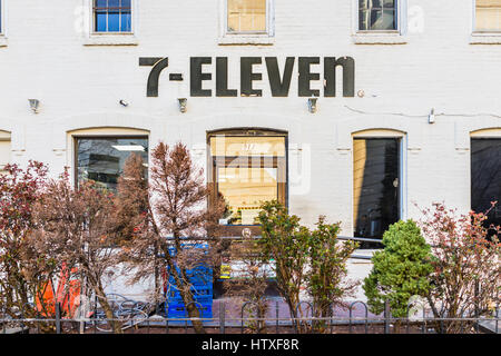 Washington DC, USA - 4 mars, 2017 : 7-Eleven vintage de l'entrée du magasin Banque D'Images