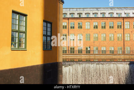 Paysage avec chute d'eau, océan, Norrkoping, Suède, Scandinavie Banque D'Images