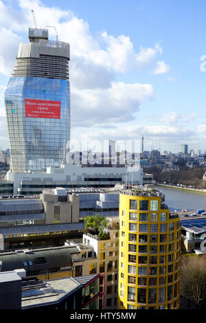 Une construction de Blackfriars et London Skyline Banque D'Images