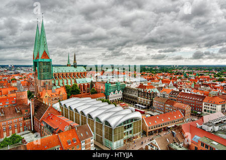 City skyline, Lubeck, Schleswig-Holstein, Allemagne Banque D'Images