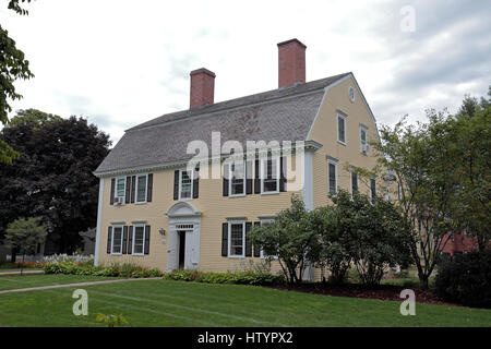 68 ancienne rue Principale (un non-réguliers, musée de la maison) dans la ville historique de Deerfield, Comté de Franklin, Massachusetts, United States. Banque D'Images