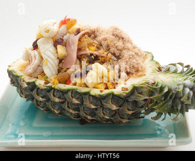 Des plats thai cousins en restaurant Banque D'Images