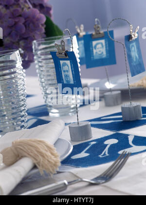 Close-up of hand made place settings on dining table Banque D'Images